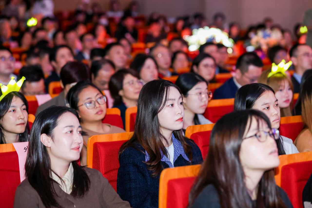 现场氛围 (1).jpg